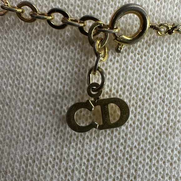 Christian Dior CD-Logo Design Pendant Necklace Golden - Picture 3 of 4